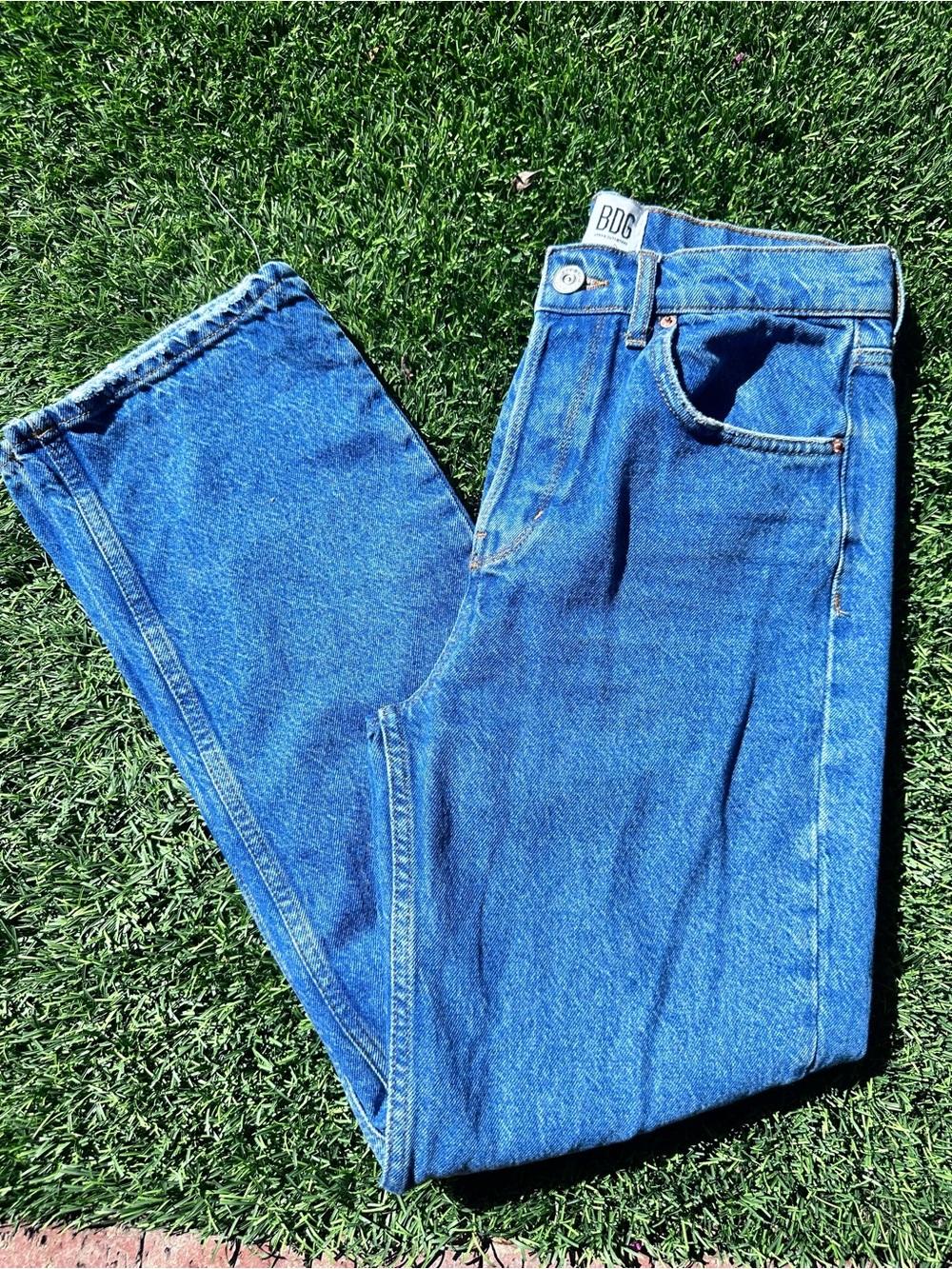 BDG Urban Outfitters High-Rise Straight-Leg Jeans W28